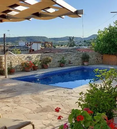 Country house Anesi House *