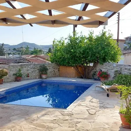 Country house Anesi House Skarinou