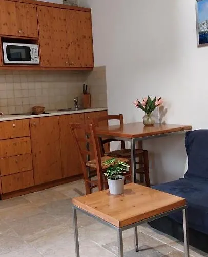 Venkovský dům Anesi House *