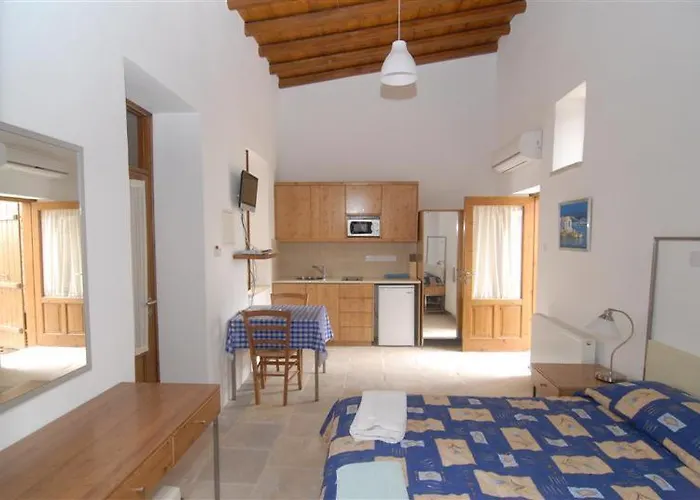 Venkovský dům Anesi House Skarinou